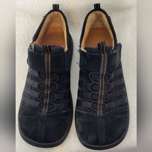 Rocket Dog Black Stoker Suede Sneakers with Velcro  Closure Womens Size …